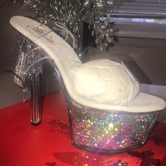 Women Platform Heels - Picture 3 of 4